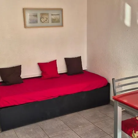 Apartment Port Richelieu, Centre Port Climatise, Vue Pisicne
