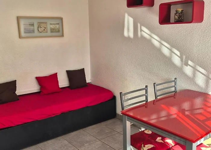 Port Richelieu, Centre Port Climatise, Vue Pisicne *